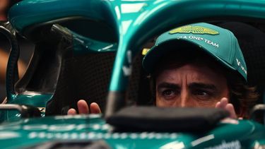 epa12275214 Aston Martin driver Fernando Alonso of Spain sits in the car in the garage at the Hungaroring racetrack in Mogyorod near Budapest, Hungary, 31 July 2025. The 2025 Formula 1 Hungarian Grand Prix is held at the Hungaroring racetrack on 03 August.  EPA/ANNA SZILAGYI