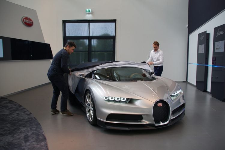 Spot jij de Bugatti Chiron bij het Koopmanshuis in Leusden?
