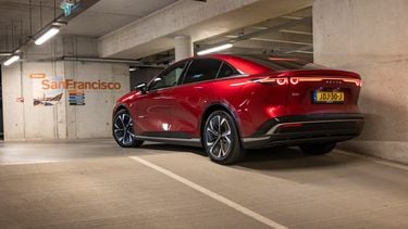 Mazda 6e verlichting design