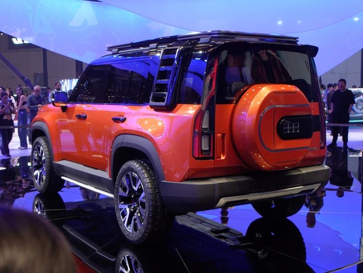 Geely Galaxy Cruiser Land Rover Defender copy cat Chinese auto Shanghai Autoshow 2025