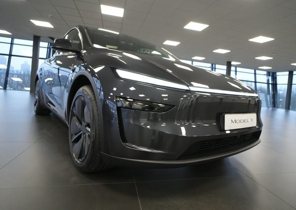 Tesla Model Y 2025 facelift
