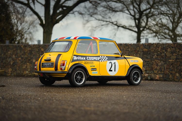Circuit circuitauto's circuitauto track trackday raceauto occasion tweedehands auto Austin Mini 1000 BMW 1-serie 120i Cup