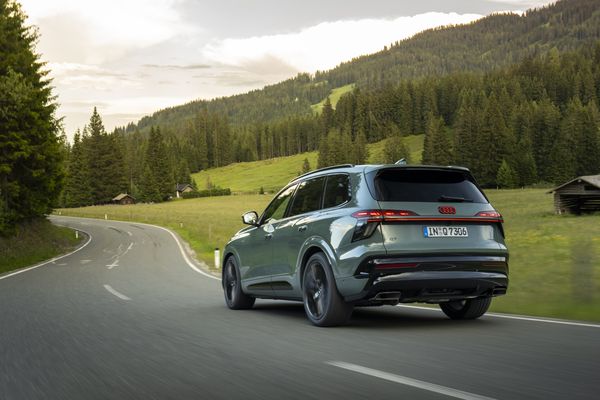 Audi Q7 TDI PHEV rijtest 2027 2026