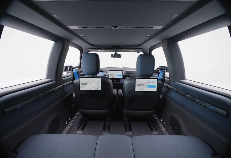 Google-moeder importeert 3.200 stuurloze Chinese robotaxi’s, ondanks giga-importheffing