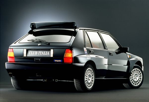 Lancia Delta HF Integrale