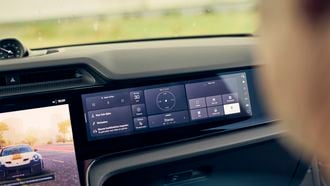 Passagiersscherm scherm touchscreen display optie onderzoek Porsche Cayenne