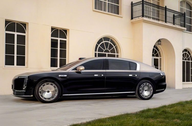 Maybach van Huawei: Maextro S800