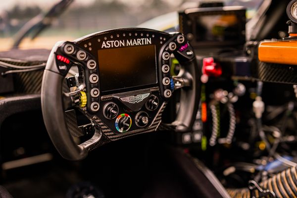 Aston Martin Valkyrie LM: deze raceauto is wél te koop