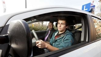 rijbewijs rijles examen rijexamen CBR tussentijdse toets slagen