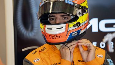 epa10257638 Spanish Formula One test driver Alex Palou of Mclaren F1 Team prepares for FP1 (free practice) of the Formula One Grand Prix of the US at the Circuit of The Americas in Austin, Texas, USA, 21 October 2022. The Formula One Grand Prix of the USA takes place on 23 October 2022.  EPA/SHAWN THEW