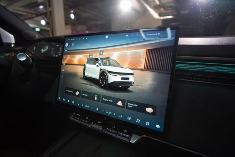 Zeekr 7X Tesla Model Y EV elektrische auto