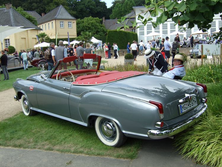 Schloss Dyk Classic Days - Borgward Isabella TS Cabriolet 1959
