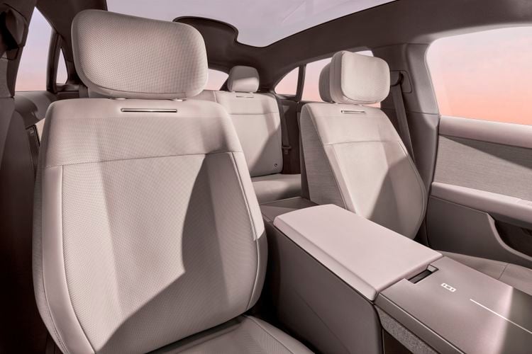 Nieuwe Range Rover is niet wat het lijkt: GT blijkt voorproefje op schokkerende Jaguar