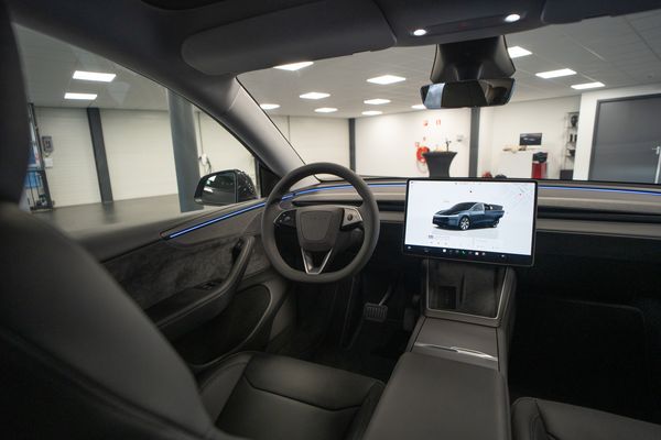 Tesla Model Y 2025 facelift