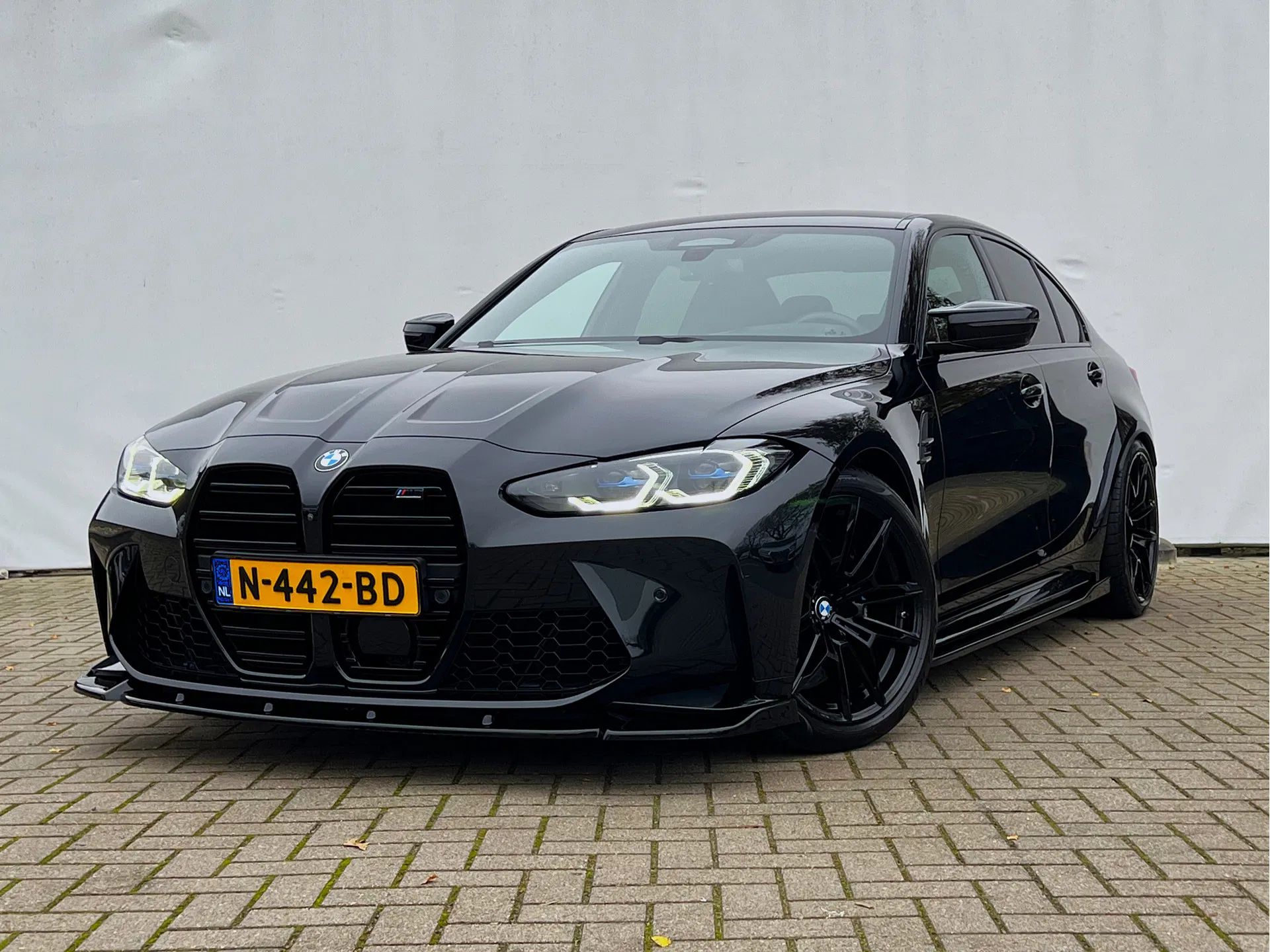 最新のBMW M3は大幅に値下がりしており、これは中古車の価格になります