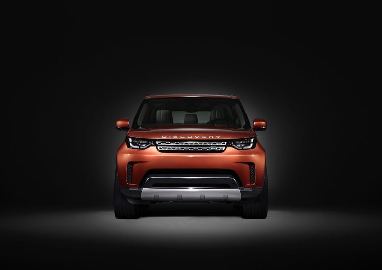 Land Rover Discovery -1- Autovisie.nl