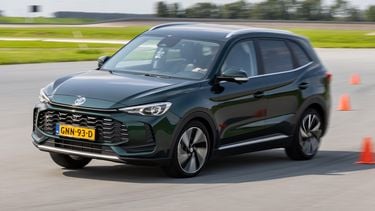 Dacia Bigster vs. MG ZS: welke hybride biedt veel voor weinig?