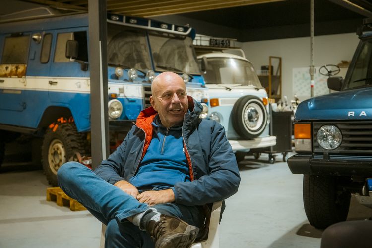 Robin (26) begon zonder ervaring overlanders te bouwen: 'Waar ben ik aan begonnen?'